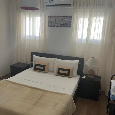 Διαμέρισμα Panos Salt *